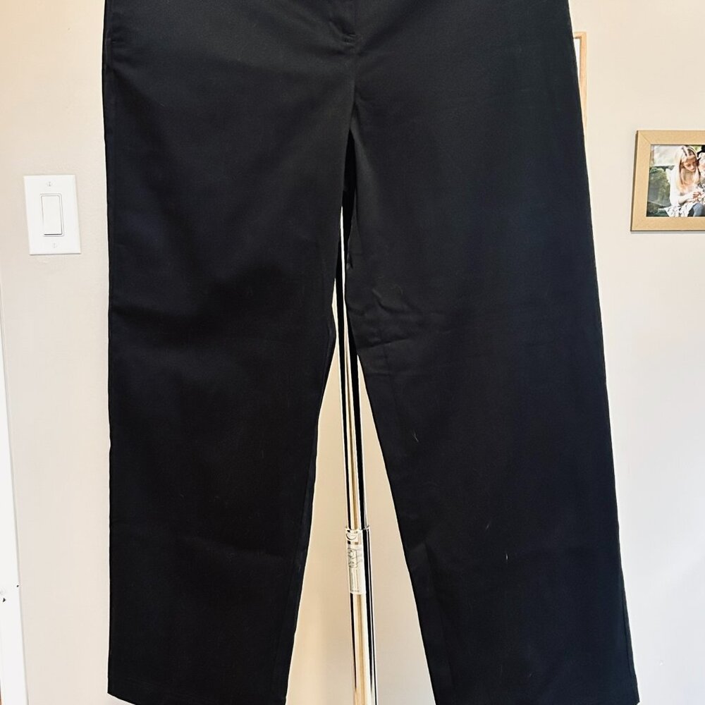 Liz Claiborne  Classic Black Pants  BNWT